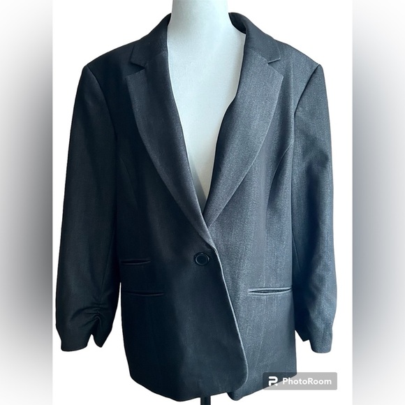 14-Nine West Black Blazer, Size 14, ruching on the sleeves, 3 decorative buttons - Picture 1 of 14